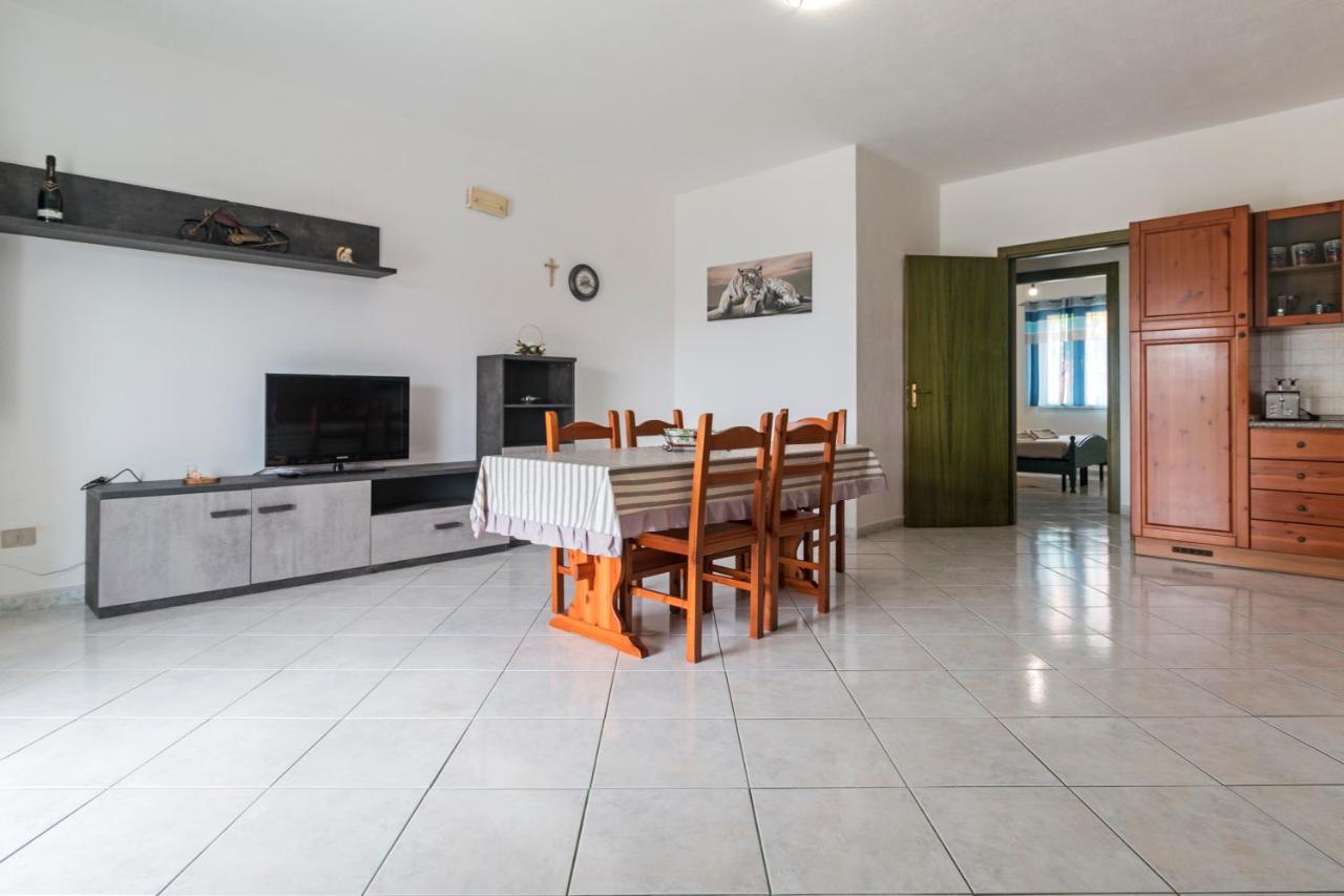 Trilocale Via Porru Apartment